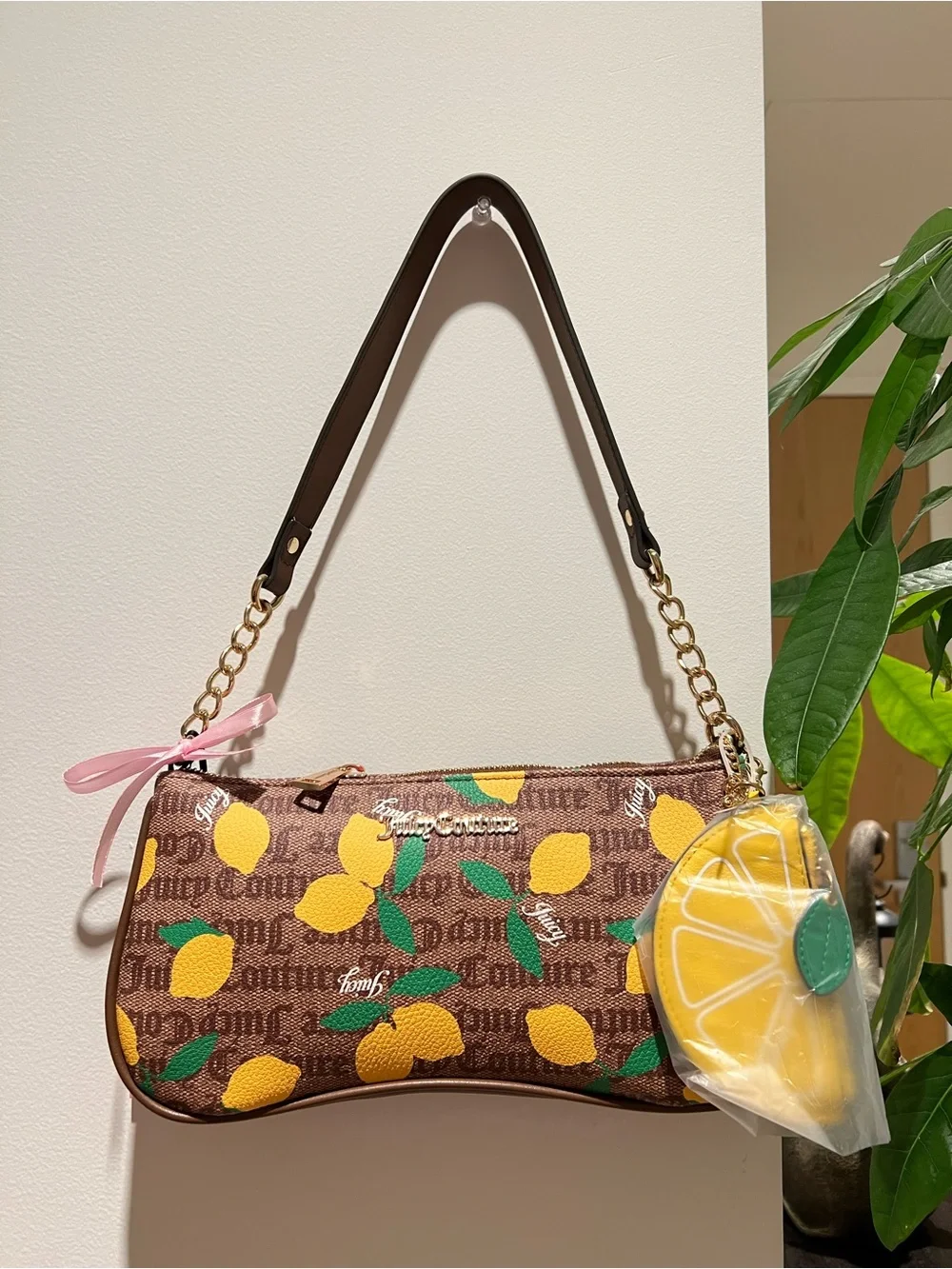 NWT Juicy Couture Lemon Print Shoulder Bag - Picture 6 of 9